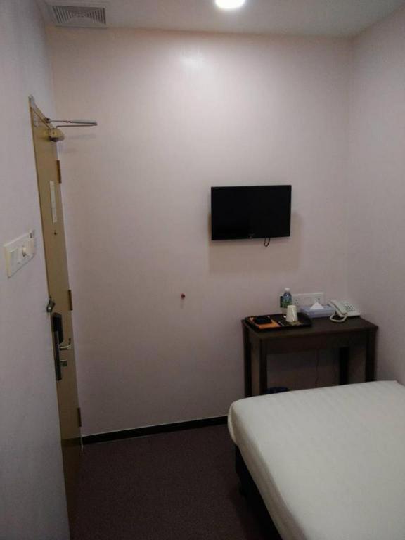 Id Hotel Yayasan Segamat Exterior foto